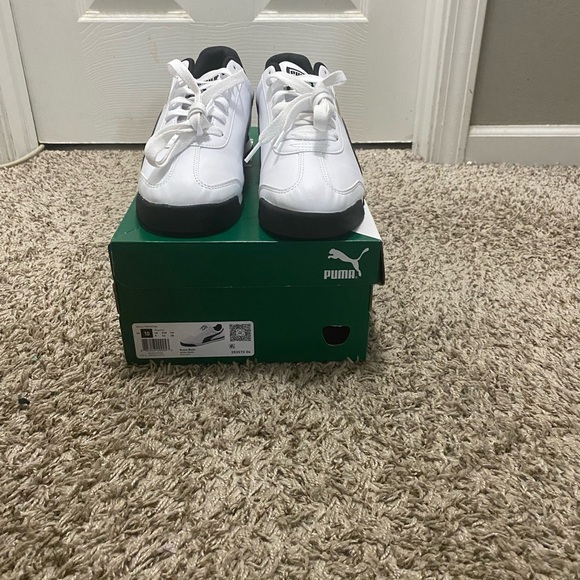 Men’s Pumas - Picture 3 of 6